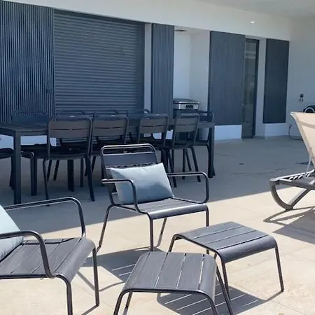 Villa Napoleon Vue Et Piscine