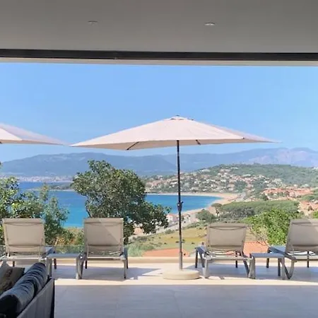 Napoleon Vue Et Piscine * Pietrosella