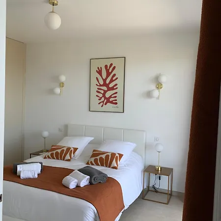 Napoleon Vue Et Piscine