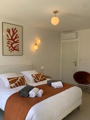 Napoleon Vue Et Piscine Pietrosella