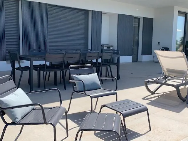 Villa Napoleon Vue Et Piscine