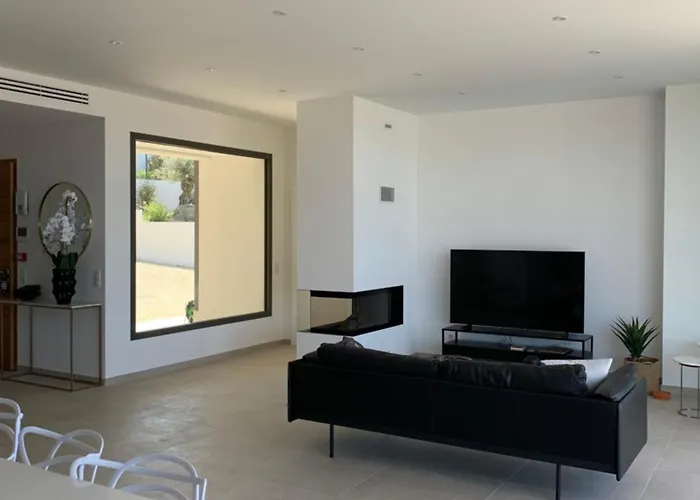 Napoleon Vue Et Piscine