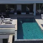 Napoleon Vue Et Piscine וילה *