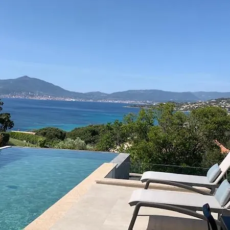 Napoleon Vue Et Piscine Pietrosella