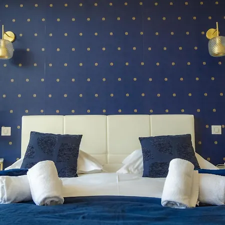 Napoleon Vue Et Piscine Villa *