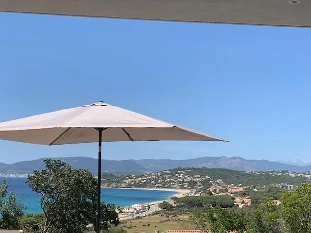 Villa Napoleon Vue Et Piscine